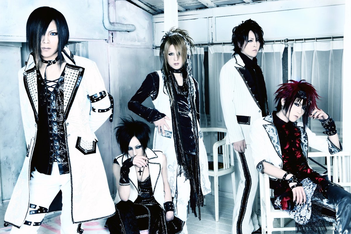 visunavi's tweet photo. 【-OZ-】

初のサブスク解禁、ベスト盤「BEST 2006-2010」が7月18日より配信開始
メンバーコメントも到着

🔻記事はこちら🔻
https://t.co/DktyUbMkhd https://t.co/a1oM8SIUr3