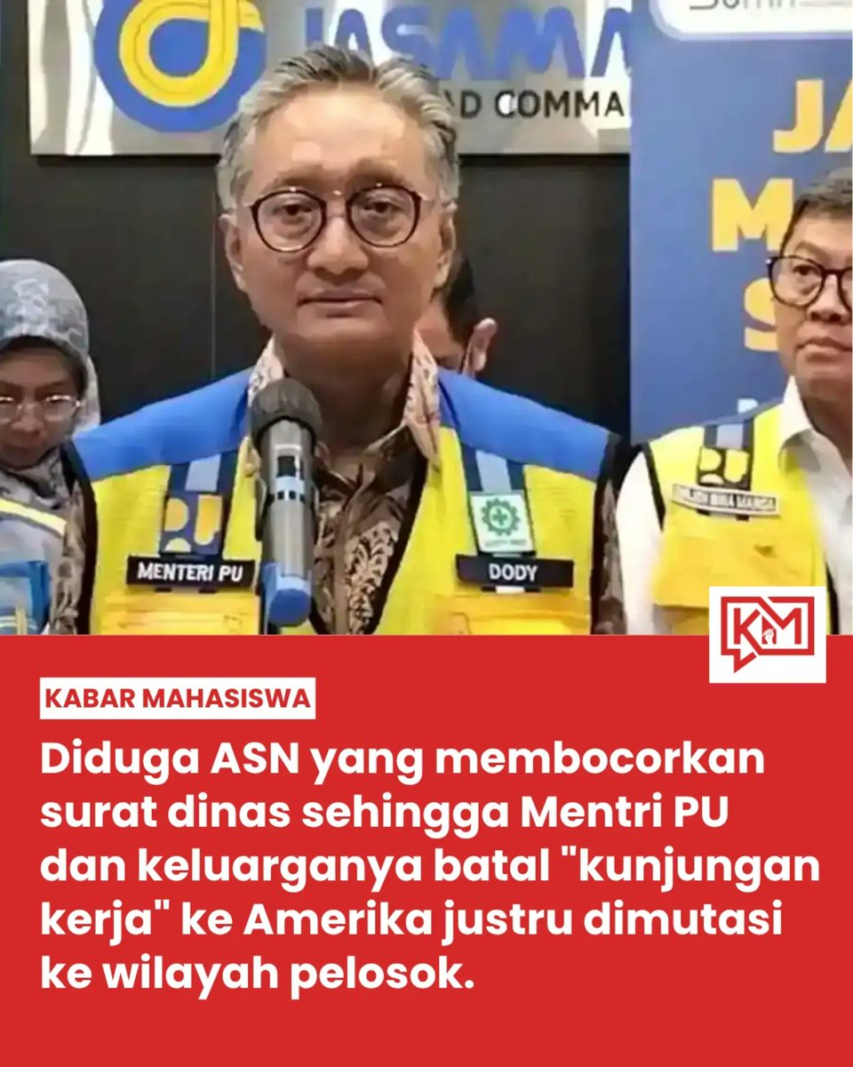 Naandaa27's tweet photo. Tua Bangka ini Kalau memarahi anak buahnya selalu pakai kata-kata kasar sambil nunjuk2 muka !
Kayak kelakuan loe udh bener aja !!  @KemenPU https://t.co/jyMKTsVu2J