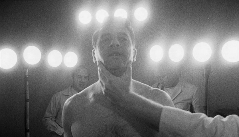 Sasha_Screens's tweet photo. james wong howe's work on seconds (1966) is so damn good. https://t.co/qsWK6fQzZb