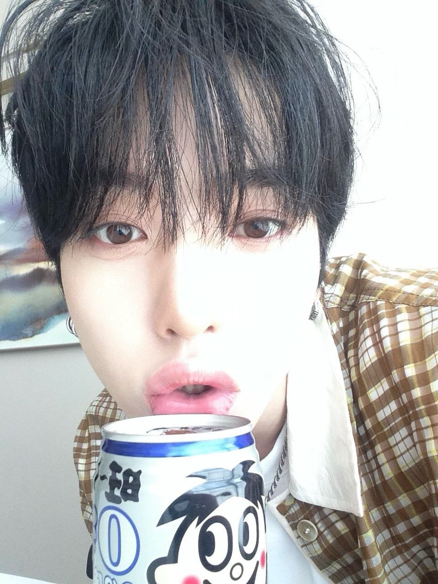 ssOee5's tweet photo. 이분 너무 조타네요…… https://t.co/NH0rlxGwd6