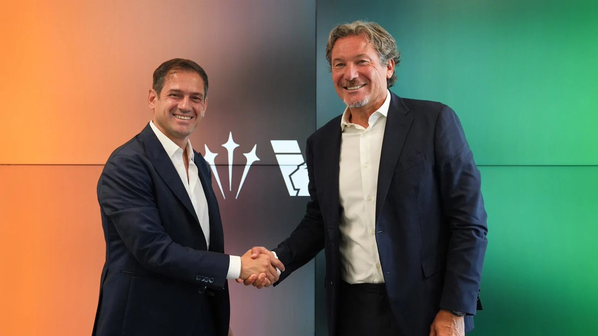 Calcio0822's tweet photo. 🟠⚫ Continuidad asegurada en el #Venezia ✍️🇮🇹
Giovanni Stroppa renovó su contrato hasta 2029, con una opción para extender el vínculo automáticamente por una temporada más. 🤝 #Venezia #Stroppa https://t.co/itTqxY3tIT