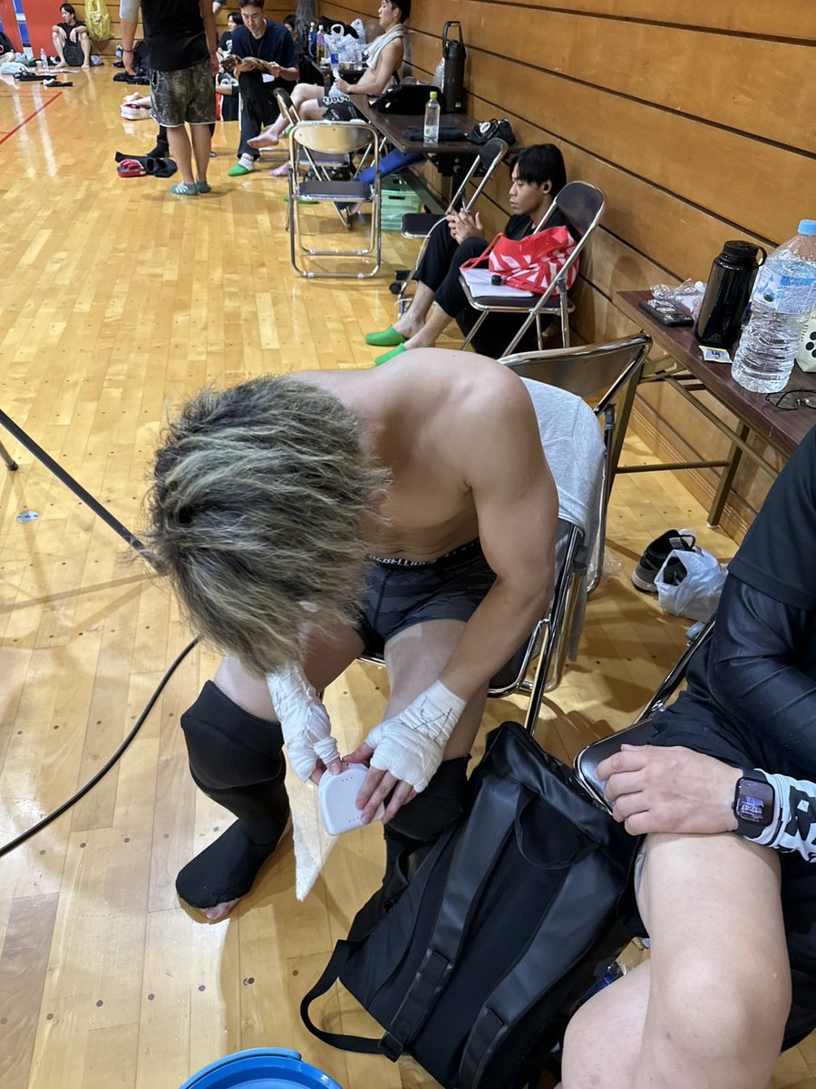 a2bo_99's tweet photo. いろんな経験をしっかり積みなさい！
@mma_mabo 

なべさんまた勝ったらしい
アマチュアMMA、柔術合わせて無敗
天才か https://t.co/Sa1LwxMS0g