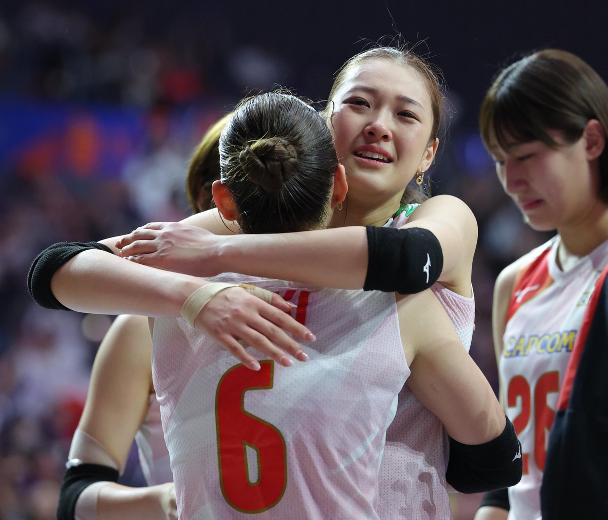 hochi_volley's tweet photo. 【#VNL2026】
日本３―２ポーランド
最後は ＃佐藤淑乃 選手のネットインサービスエース
劇的逆転勝利で決勝大会進出を決めました😭

皆さんいい笑顔😊

 #バレーボール女子日本代表 #ネーションズリーグ2026 https://t.co/8YjXjB5hoE