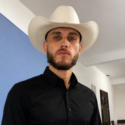jhknop's tweet photo. #NovaFotoDePerfil https://t.co/RPwKraV230