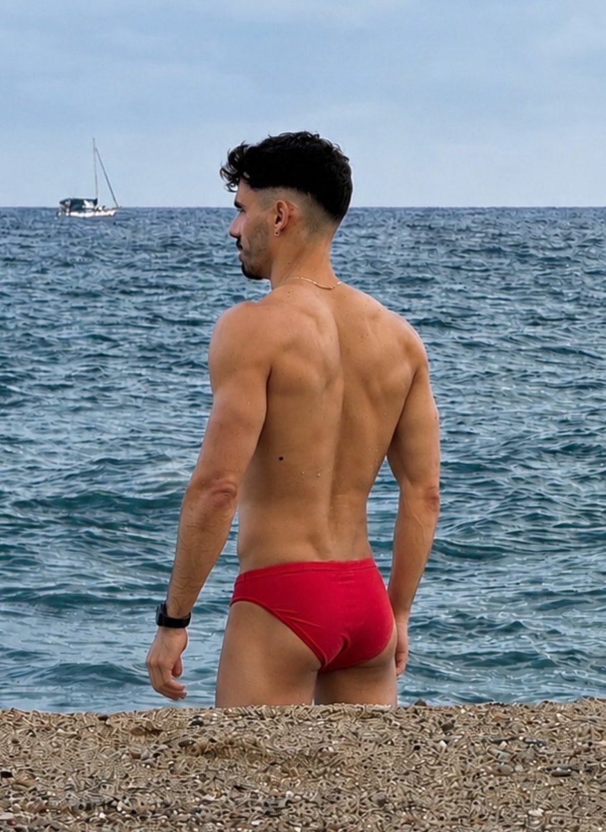 pedrilrp's tweet photo. Eurosummer is red 🍒 https://t.co/atxcTGr0O7
