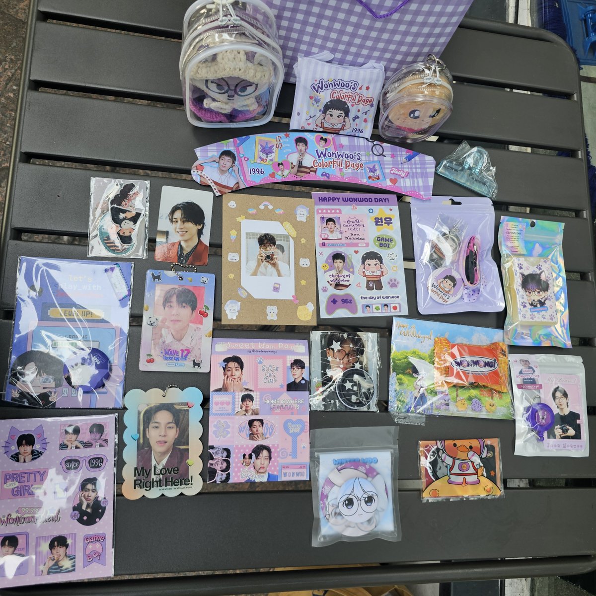 itsvtwm's tweet photo. @MinWonDdaily @Your_mengie Terimakasih untuk freebies yg zupeer gemaaaazznyaa🤍✨ @gyujuseyo @dewdropswonyu @everrywonwoo @wwndering @wonnree @thisislex_o @sektesteh @gyukyeoma @lovewoosomuch @scjswwmg @sicintawoozi https://t.co/0fm4UTqfLr