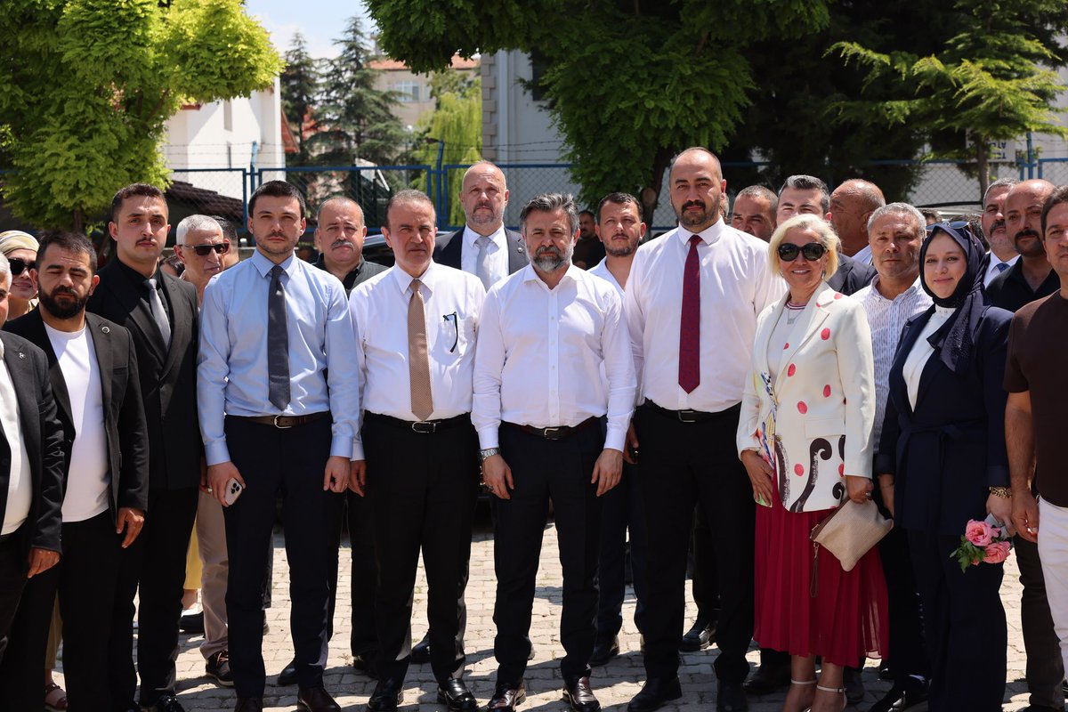 mhpantalyail's tweet photo. Milliyetçi Hareket Partisi Korkuteli İlçe Başkanlığı Olağan Kongresi’ni dava arkadaşlarımızın ve vatandaşlarımızın katılımları ile gerçekleştirdik.

Liderimiz, Genel Başkanımız Sayın Devlet Bahçeli Beyefendi’nin takdir ve tensipleriyle İlçe Başkan Adayı olan ve İlçe Başkanı seçilen Alper Kaan Yurt Bey’e ve Yönetim Kurulu Üyeleri’ne başarılar diliyor, kongremizin teşkilatımıza, Korkuteli ilçemize ve partimize hayırlı olmasını diliyoruz.

#MilliyetçiHareketPartisi #Korkuteli #Antalya #MHPKongre #SadullahGüneş