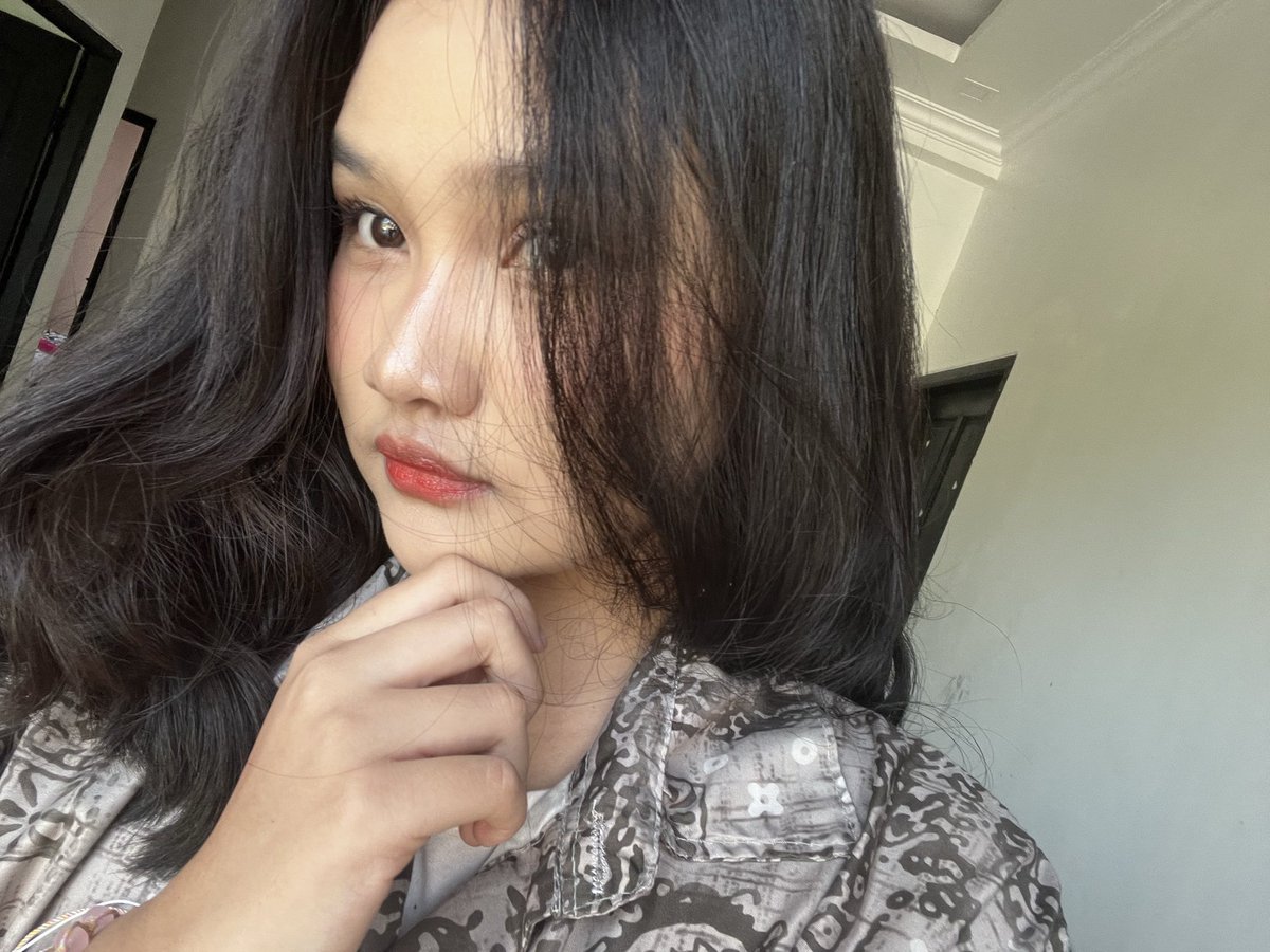 lunsyiee ⟡ ݁ . LAGI LIMITT :((( tweet media