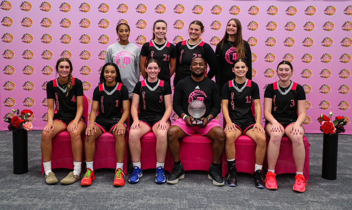 TFNsRun4Roses's tweet photo. Team Griggs, Run 4 Roses Classic Champions! @griggs_team https://t.co/mtrfDn0ENR