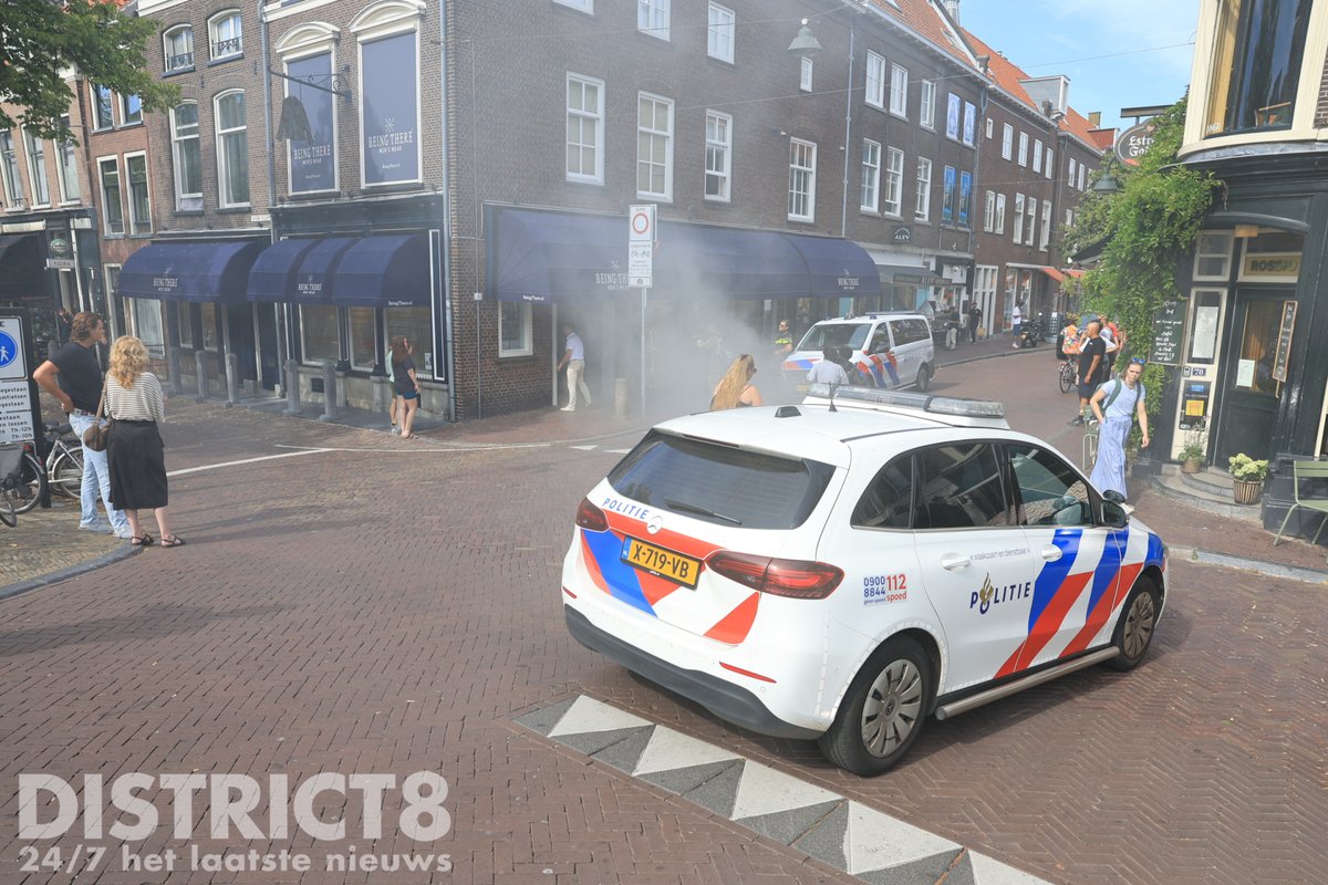 Brandweer, politie en ambulance bij rookmelding door inbraakalarm in Delft