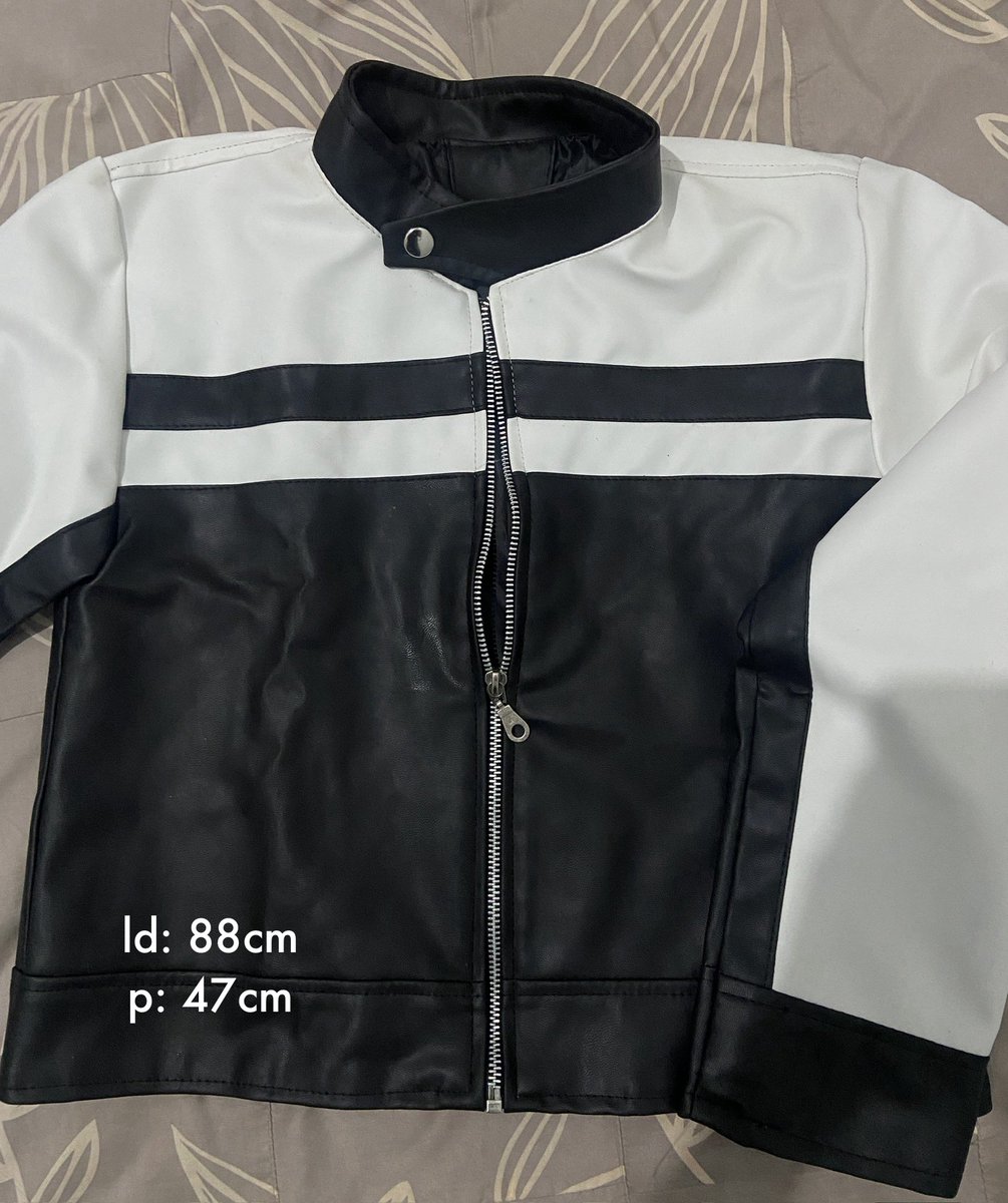 hoollylilly's tweet photo. wts leather jacket &amp; sweatpants
43k/each (inc admin shopee) 

#zonauangㅤ #bealanjaㅤ https://t.co/kG1e7PF9lY