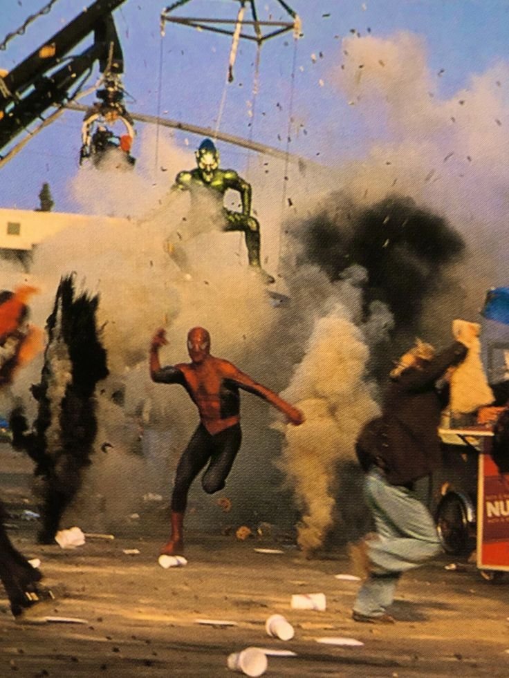SpiderManVibe's tweet photo. How it feels when you turn off the basement light https://t.co/JhUEIGvrG9