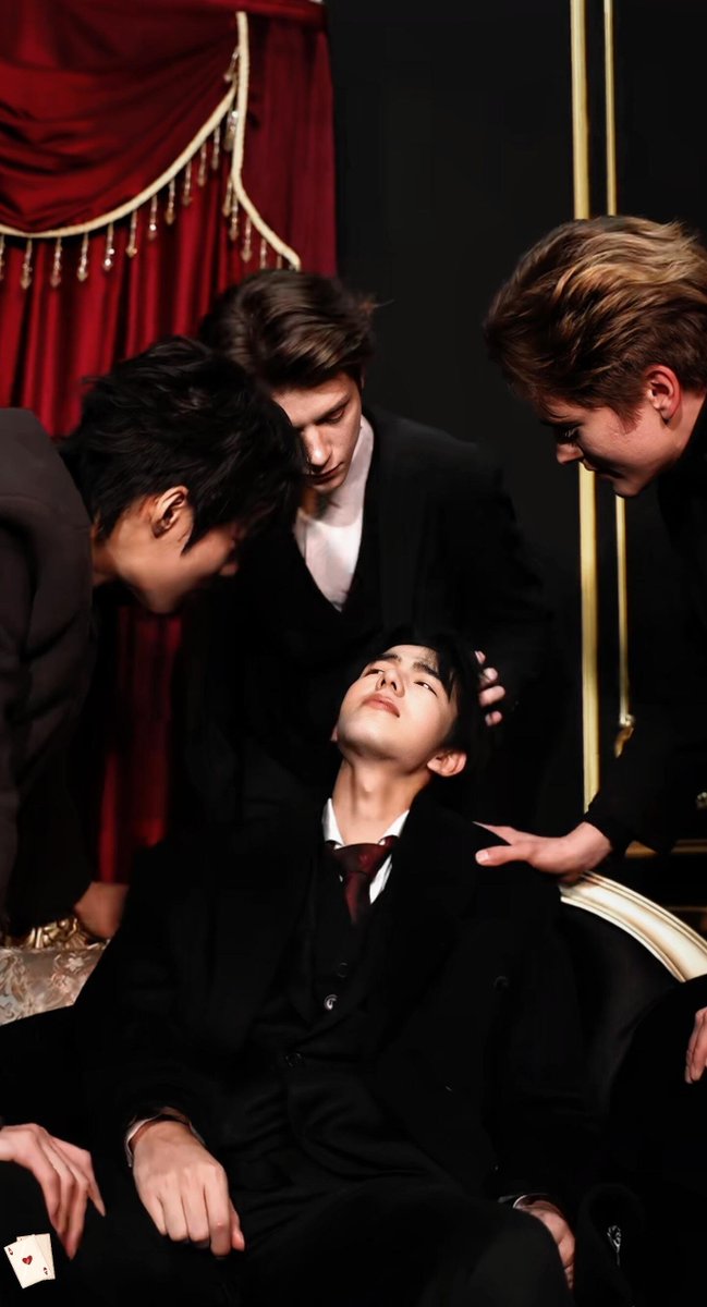 PK_PREJEEN's tweet photo. เด็กคนนั้น เห็นรูปนี้หรือยัง 
#DeepinTheAct #Ollie #Shuyuan https://t.co/pGXLp85hpm