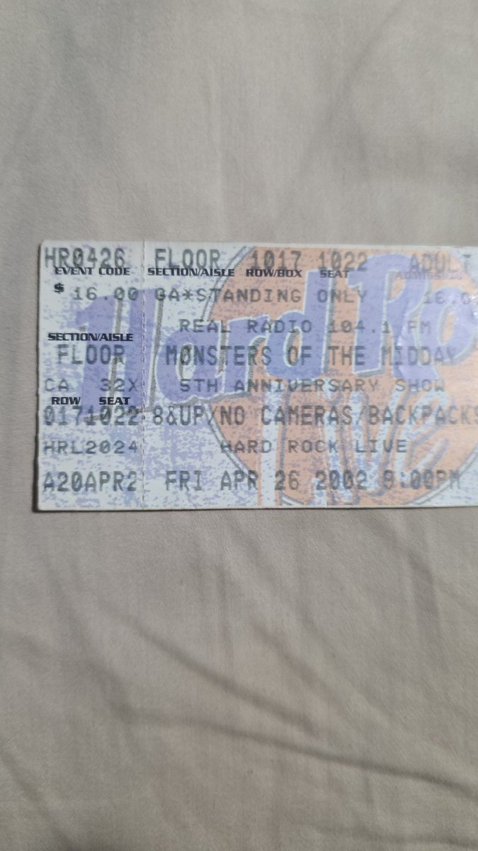 5avage0pre55's tweet photo. Going through old stubs today, found this gem @RussRollins 

#MOTM https://t.co/QKmww4YUj2