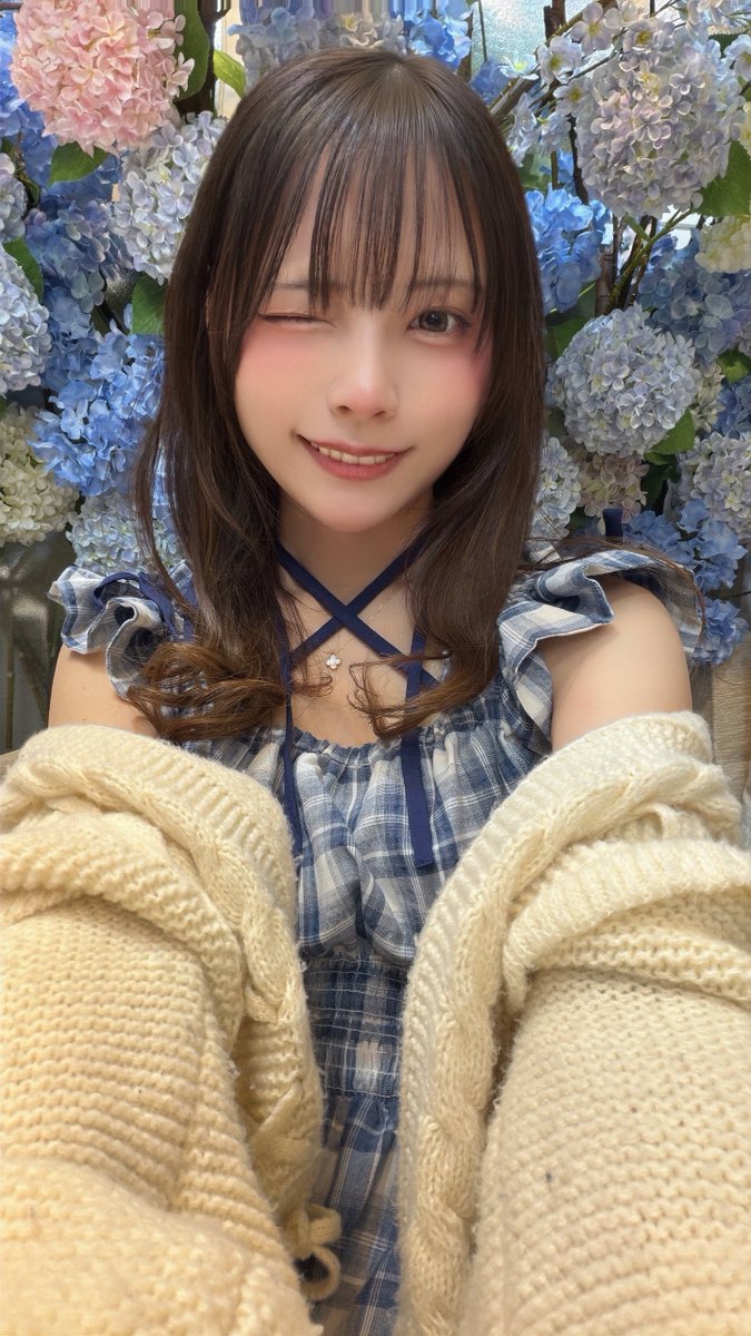lv_moe's tweet photo. そして今年もまた誕生日を迎えました🎂
プレゼントはおめでとうをお願いします💓 https://t.co/md0yCvNAmh
