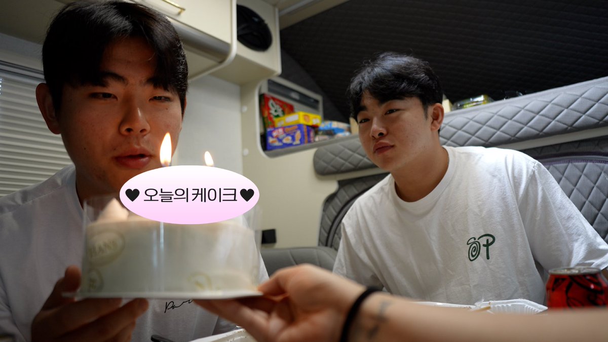 hoodi_thespace's tweet photo. 2026 KBO 올스타전 상이란 상은 다 쓸어 온 한화이글스.. 비하인드만을 기다리고 계실 팬분들을 위한 주간 EAGLESTV 예고📣

➊ 7월 13일(월) 오후 6시
올스타전 비하인드 ep1.(경기전 에피소드 분량 32min)

➋ 7월 14일(화)
오후 6시 올스타전 비하인드 ep2.(퍼포 준비+미스터올스타 집안 싸움)

❸ 7월 15일(수) 오후 6시
여름 보양식 먹방(feat. 페라자, 화이트, 조동욱)

➍ 7월 16일(목) 오전 8시
이도훈&한지윤 동반 프로 데뷔 특집 영상

팬 여러분의 많은 관심 부탁드립니다
(내일 공개될 영상의 주요 장면 스포)