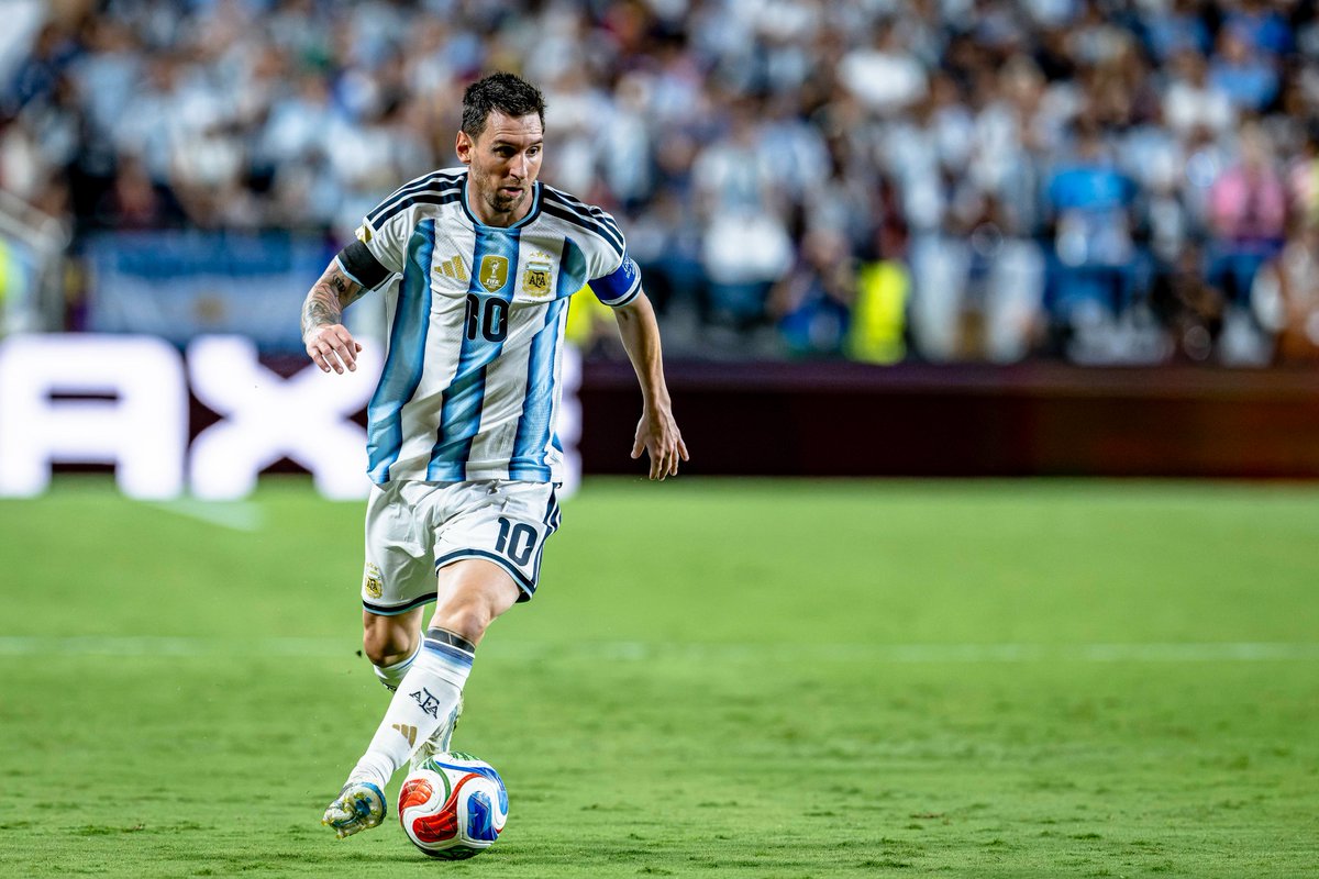 SofascoreLA's tweet photo. 🎁 Más grandes chances creadas en la #CopaMundialFIFA 2026:

7 - 🇦🇷 Lionel Messi
5 - 🇫🇷 Michael Olise
4 - 🇨🇮 Yan Diomande
4 - 🇩🇪 Joshua Kimmich
4 - 🇵🇹 Nuno Mendes https://t.co/91JwUTk3Hh