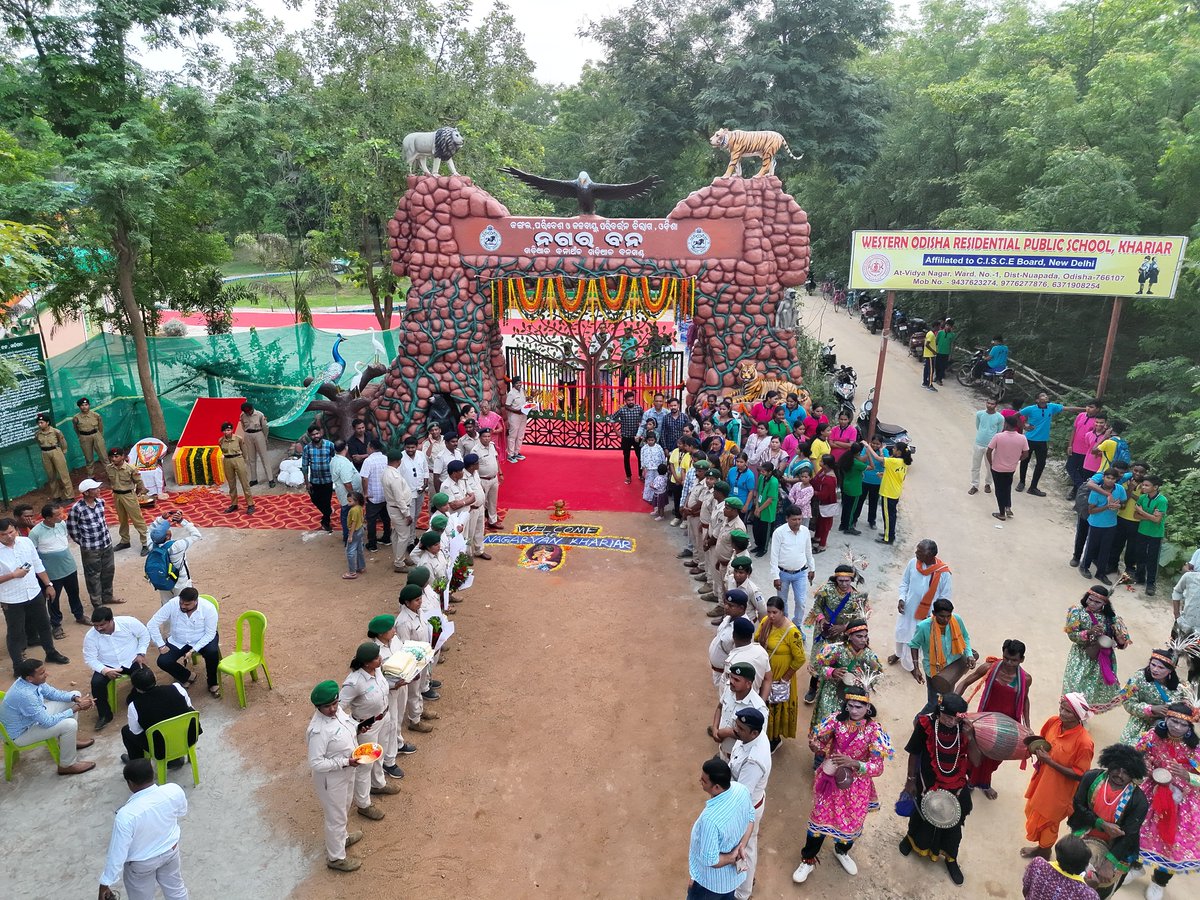 tapaswini_sagar's tweet photo. Khariar Nagarvan inauguration https://t.co/0JKk6CBunZ