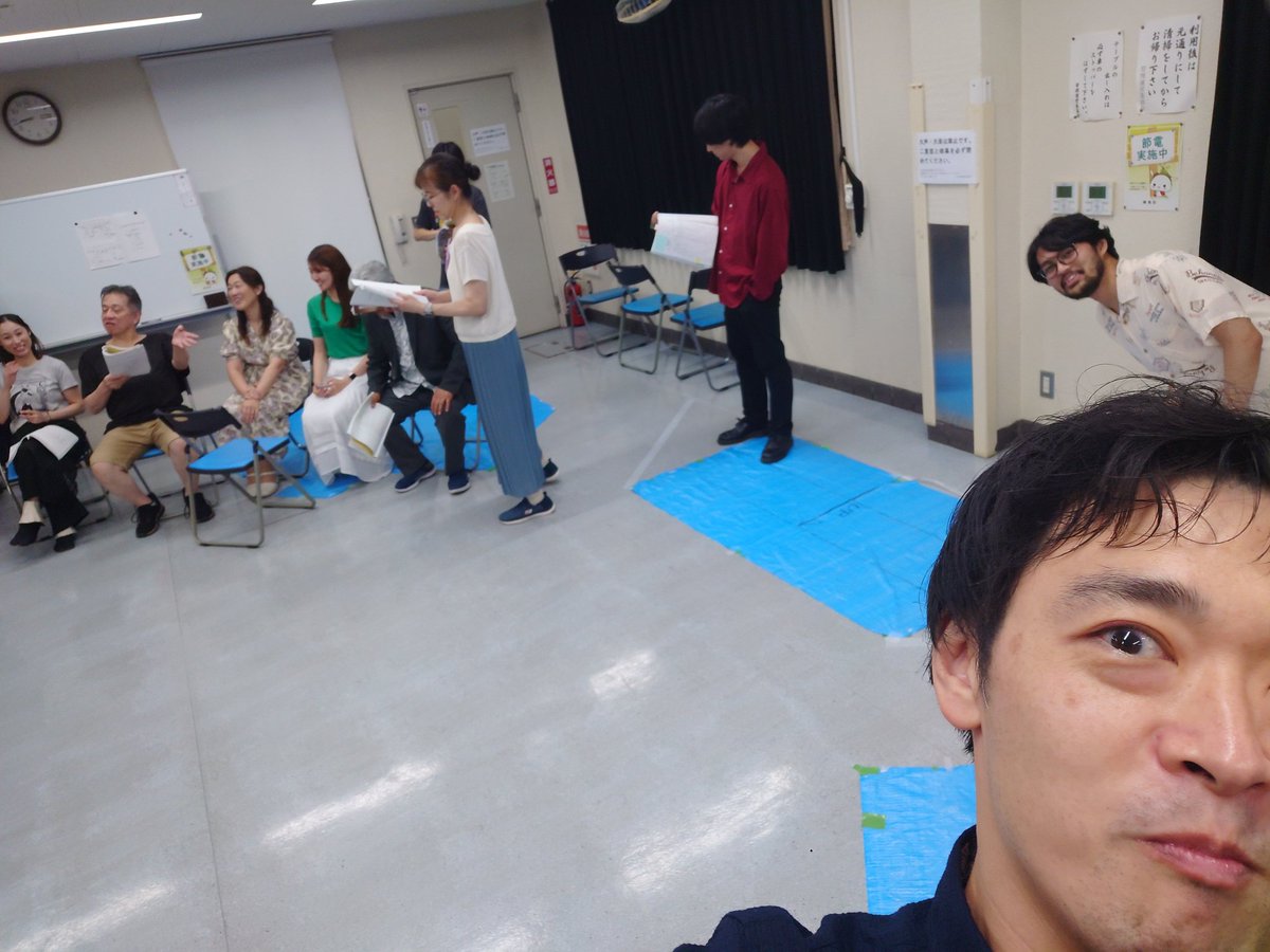 unam_hiro's tweet photo. ＃パルハバ
＃合歓版パールハーバー
本日も稽古でした。
昨日の通しを振り返っての返し稽古
伝えたい部分を明確に
みんなで創り上げていくよ https://t.co/orTBMG8WOp