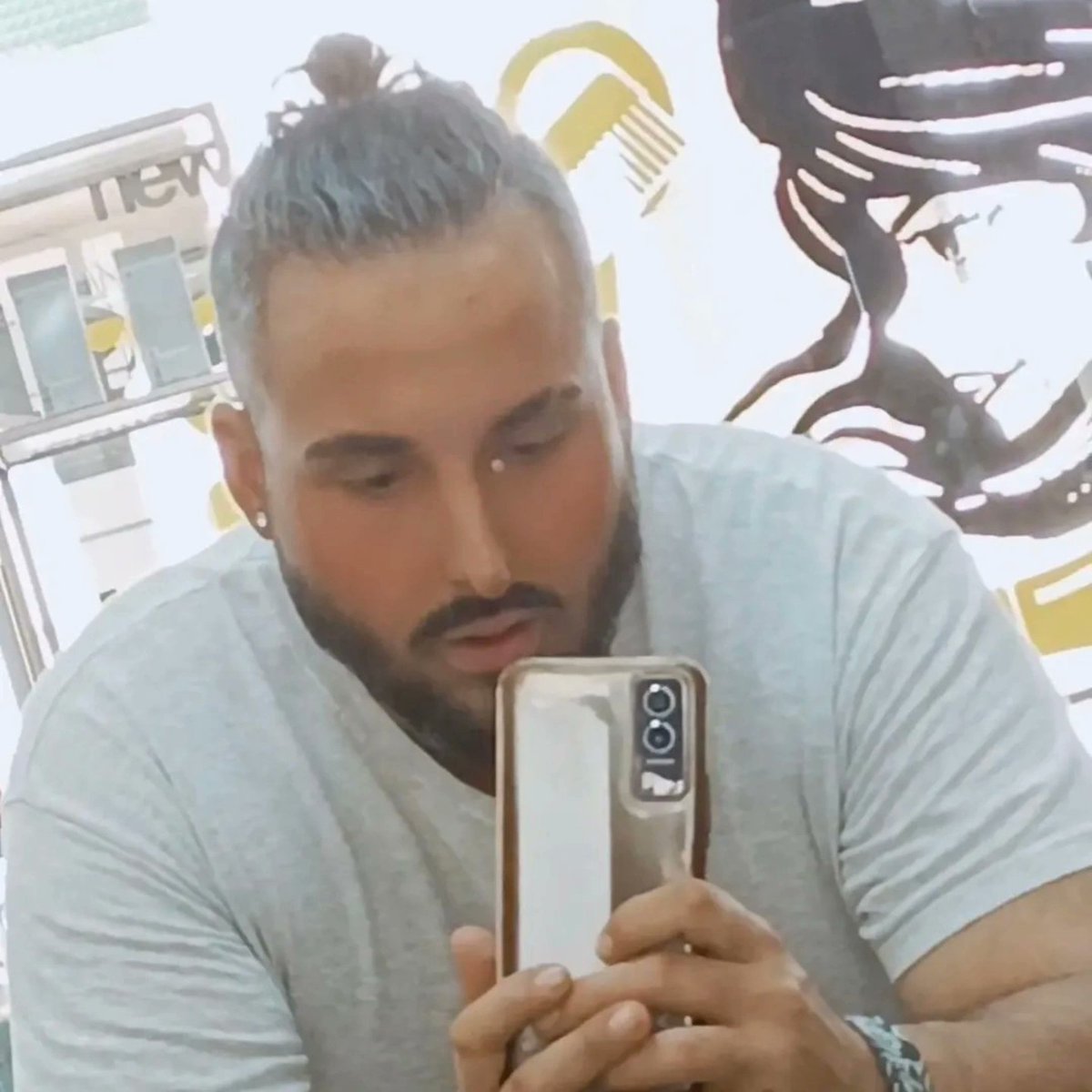 ilpuma16's tweet photo. Non tutto ha bisogno di una spiegazione immediata..
Spesso le cose migliori accadono lontano dai riflettori.
#lifestyle #mood #Aesthetic https://t.co/RhwbH5wokf