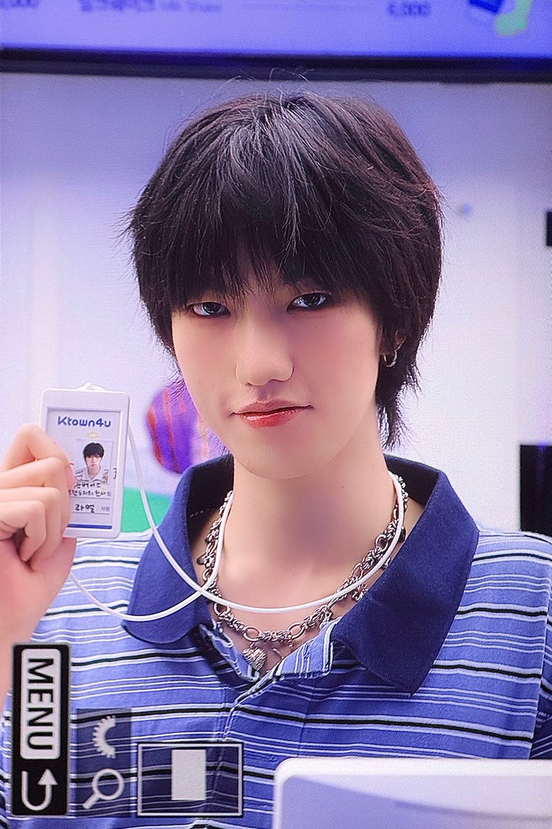 H020403K's tweet photo. 260712 #TRENDZ #트렌드지 #라엘 #ra_L https://t.co/ccLG9A9kT6