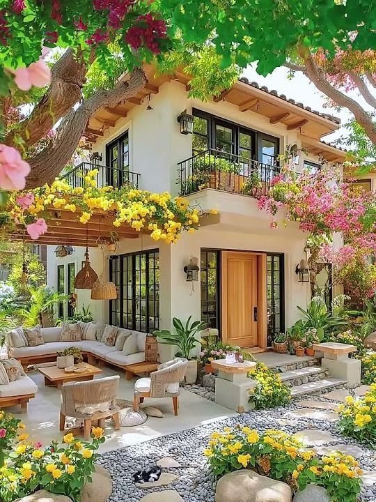 World beauty tweet media