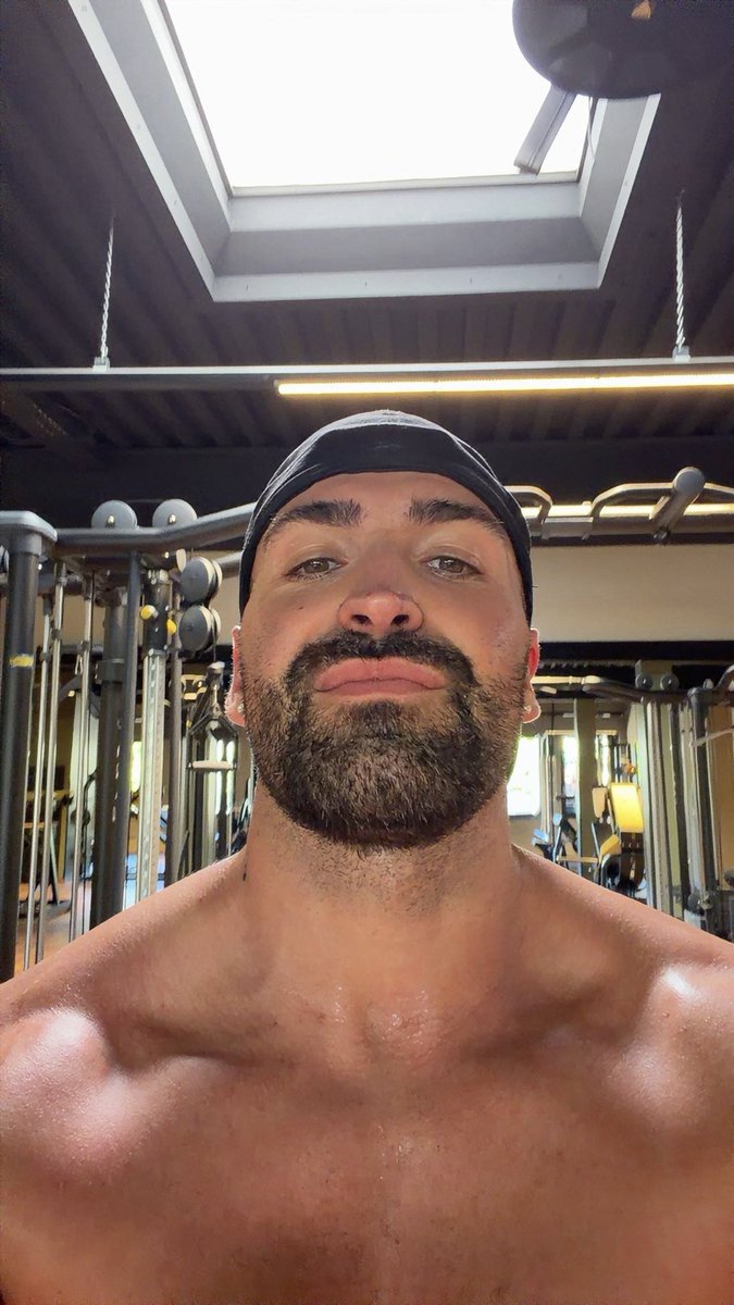 JAN 🦍 tweet media