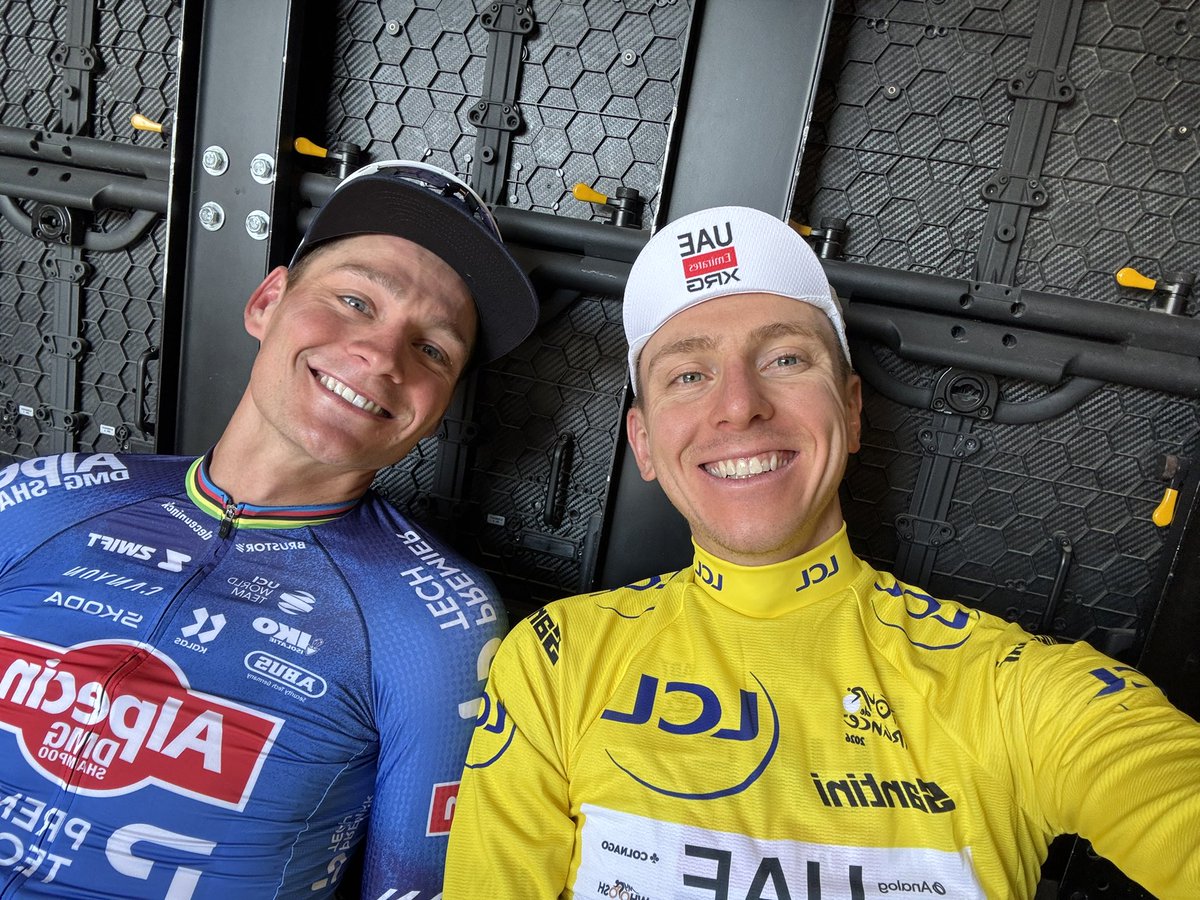 LeTour's tweet photo. Not a bad camera roll, huh? 👀

Pas mal la pellicule 👀

#TDF2026 https://t.co/9bh9jjoPEM