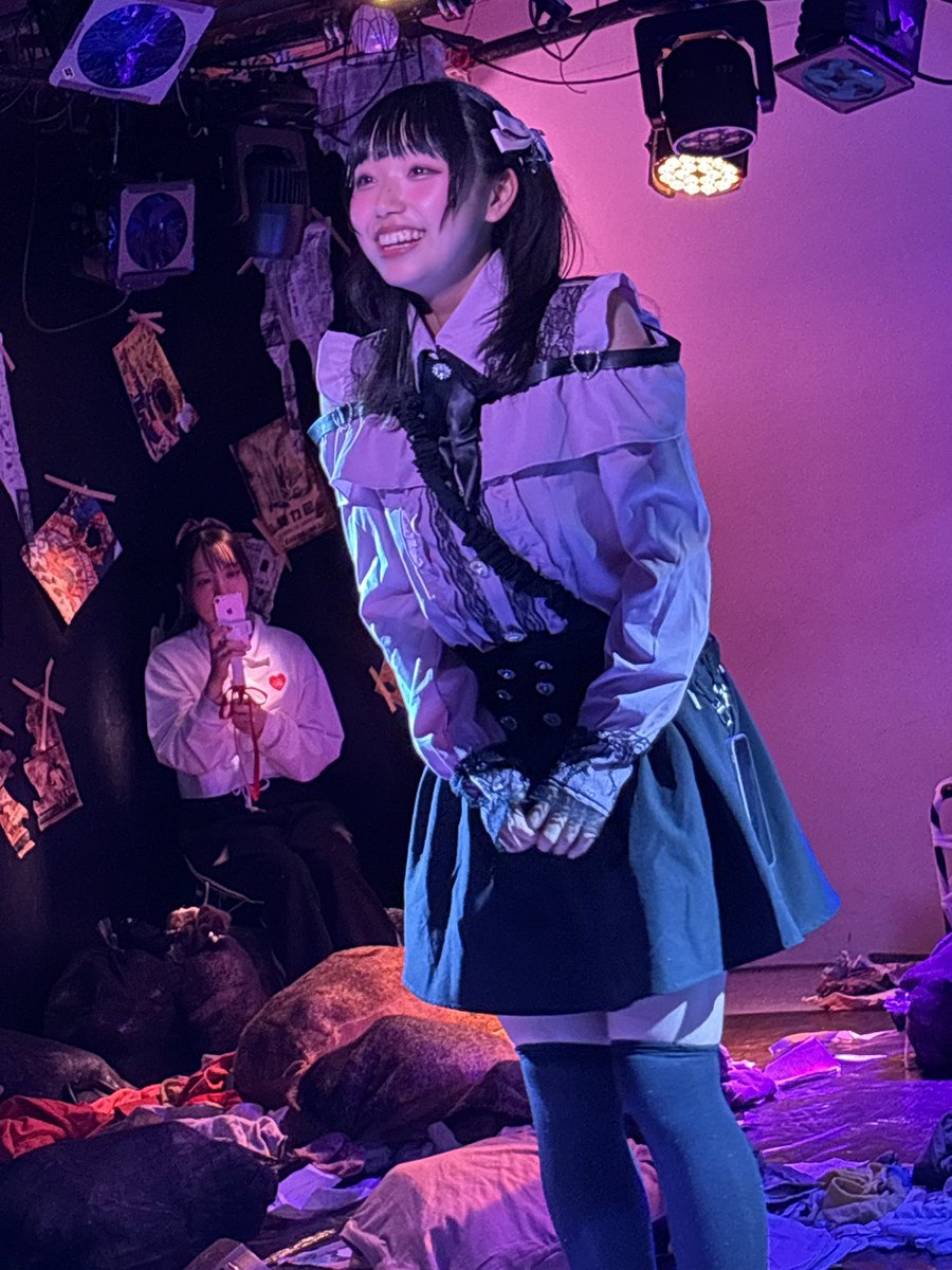 Y7wT2i's tweet photo. 『皆々様、お幸せに。』全7公演終了しました！

どよよーんっとしたお話なのに終始明るいカンパニーで、稽古行くの楽しみでした😏

愛ちゃんの感情に振り回されつつ、胸がきゅーっとなって今は愛おしい存在です。見届けてくださった皆様ありがとうございました❣️

空へのラブレターの1つ発掘

 #皆幸せ https://t.co/vPQ8Yhfyz9