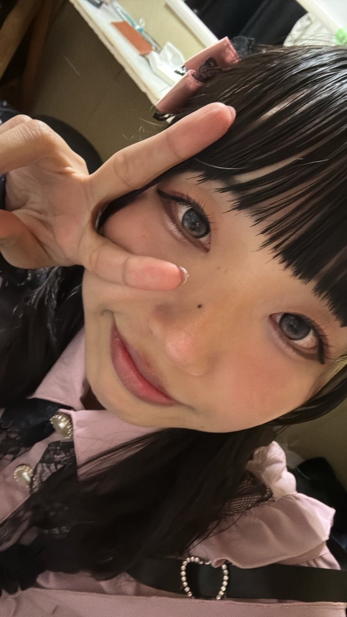 Y7wT2i's tweet photo. 『皆々様、お幸せに。』全7公演終了しました！

どよよーんっとしたお話なのに終始明るいカンパニーで、稽古行くの楽しみでした😏

愛ちゃんの感情に振り回されつつ、胸がきゅーっとなって今は愛おしい存在です。見届けてくださった皆様ありがとうございました❣️

空へのラブレターの1つ発掘

 #皆幸せ https://t.co/vPQ8Yhfyz9