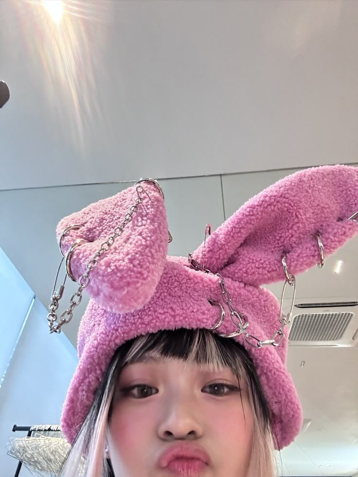 DadahHanni's tweet photo. @DadahFebriolla Good luck forgetting my eyes? https://t.co/3XxeVYe4M4