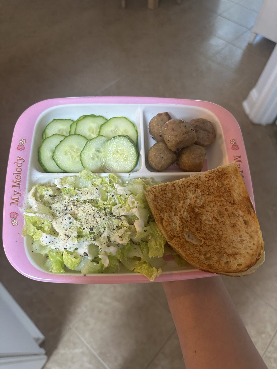 nanas6n's tweet photo. Food from last couple of days :p https://t.co/l3m031FTBZ