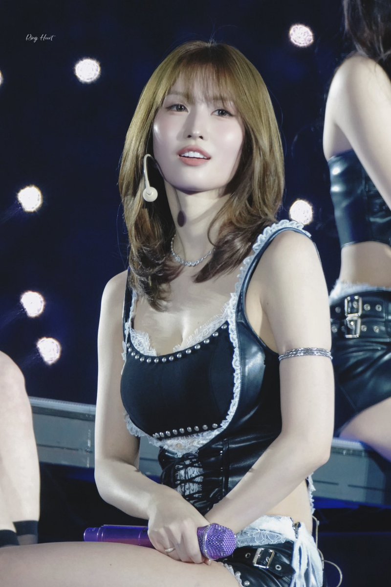 ringheart_momo's tweet photo. 260712 Finale

😁😁

#트와이스 #모모 #TWICE #MOMO https://t.co/hhWNz0cGCQ