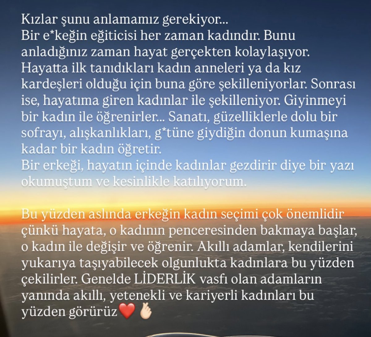 dangerNY's tweet photo. Demiş çok beğendiğim vizyoner bi hatun beyaz  slip donlarını beyaz atletlerini unutanlar bi zahmet üstünüze alının 💯 https://t.co/hUJwSyRqBO