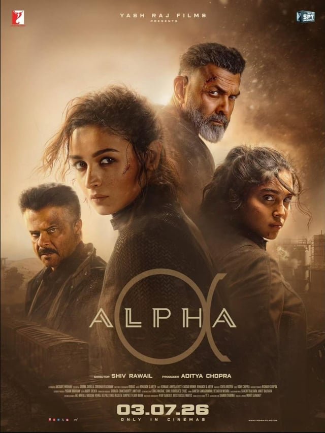 vicharabhio's tweet photo. Alia Bhatt's "Alpha" crashes & burns at the box office, but her PR team is already in damage control mode: 'It's the script, the timing, War 2's flop, #Sharvari , #HrithikRoshan cameo failed, #BobbyDeol, YRF... anyone but @aliaa08 !' 😂 

Classic Bollywood spin. Own the L, queen!

You were a misfit for the role from Day 1, even Bhojpuri movie actresses would have done a better job than you. So tell your PR team to stop the blame and you start taking acting classes again.