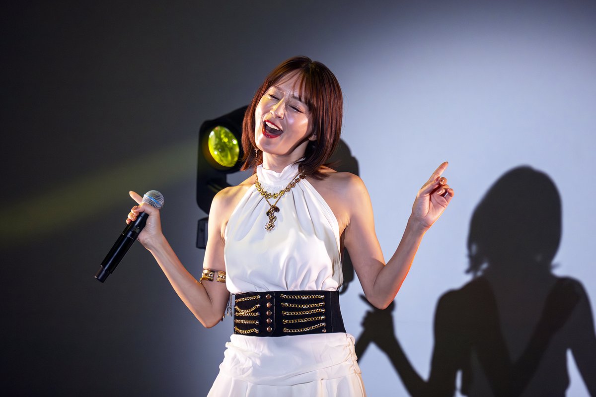 coro_tomochy's tweet photo. 2026年7月11日『鈴⽊と後藤のふたり旅 2026 ~LIVE SHOW~』東京
鈴木亜美feat.後藤真希「BAAAD!」
あみーゴ
#鈴木亜美
#BAAAD
#鈴木と後藤 https://t.co/VX2QwToThe