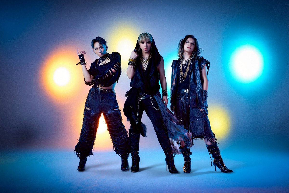 March2_Drama's tweet photo. TRIGENESICA
衣装が白と黒の対になっていて
まるでswanとblack swan
どっちもクールで素敵💓 https://t.co/yCLduR1MEF