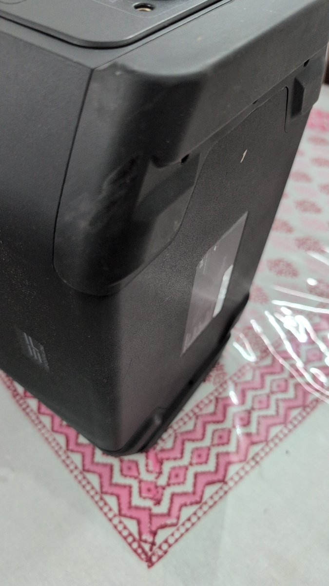 Rijdeepika's tweet photo. @EcoFlowOfficial @EcoFlowTech this is how I get a new ecoflow delta 2.wrong product from discription on ecoflow india website. https://t.co/BtbiwoTk9F