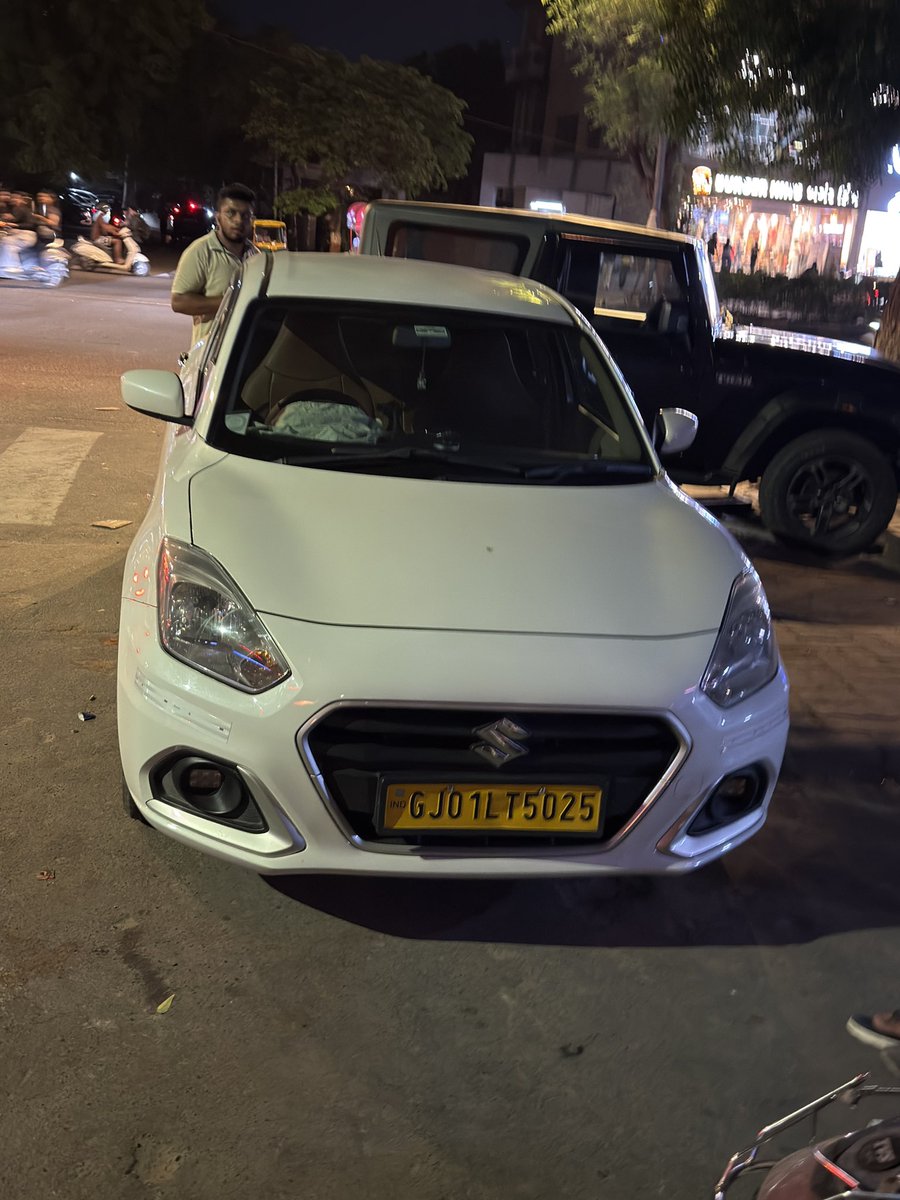 pankajjhakcs's tweet photo. @Uber_Support @Uber_India Hello, I booked cab GJ01LT5025 in Ahmedabad and waited longer than the ETA. When I called the driver, he demanded extra money to drop me at my destination. This is completely unacceptable. Please explain this and take strict action. https://t.co/HM3ITOLqQO