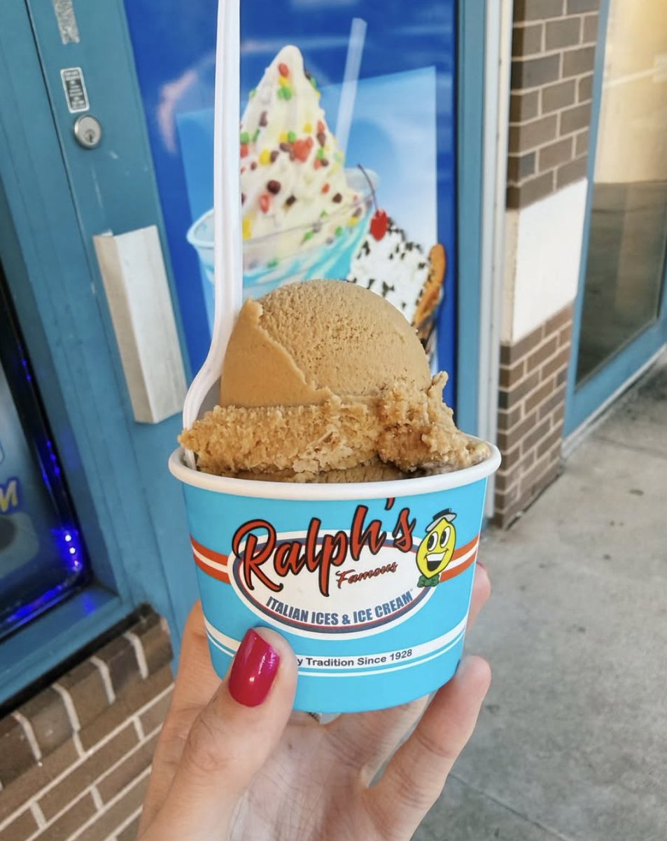 RalphsFamous's tweet photo. It's not summer without Ralph's! 😎
@welive4food
.
.
.
#ralphsfamous #ralphsfamousitalianices #ralphsforlife #ralphsseason #summerofralphs #summervibes #cooldownwithralphs #scoopsup https://t.co/6h2glljwd1