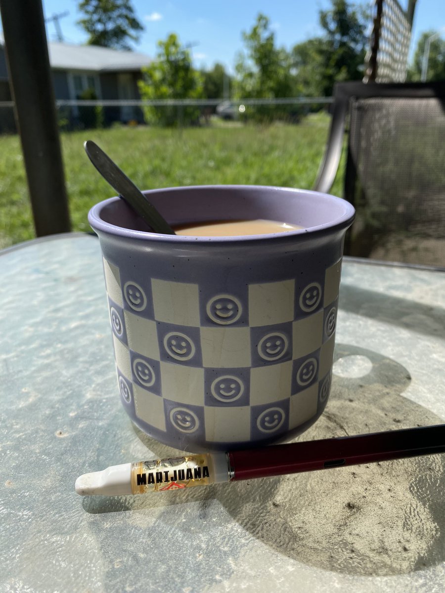 MochaHeartthrob's tweet photo. Good Morning ☕️🍃 https://t.co/APuQPUH0Pb
