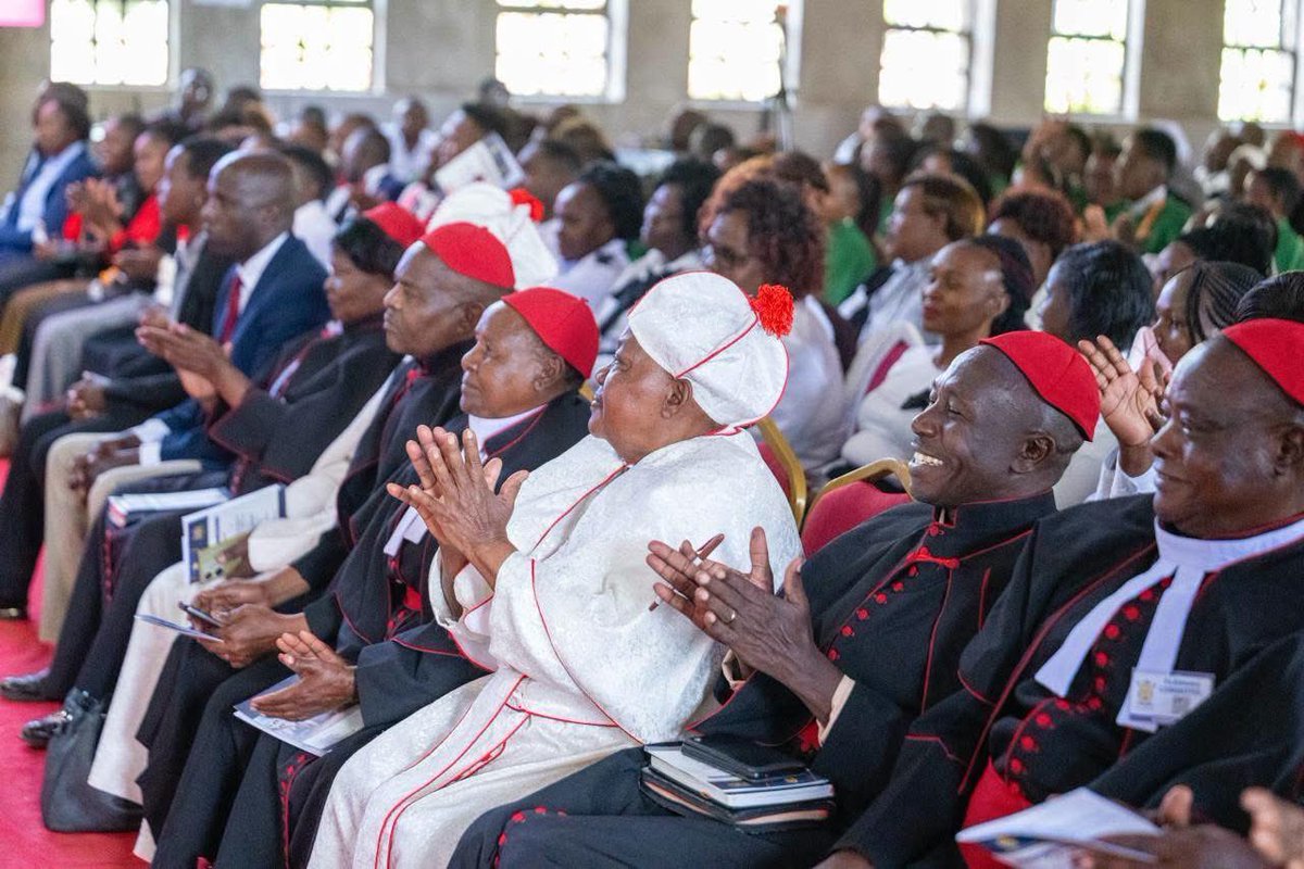 DrAlfredMutua's tweet photo. Honoured to have joined H.E. The President Dr. @WilliamsRuto and other leaders for a worship and thanksgiving service at ACK St. Martin’s Cathedral in Kitui County. https://t.co/LrjtqSuzJ4