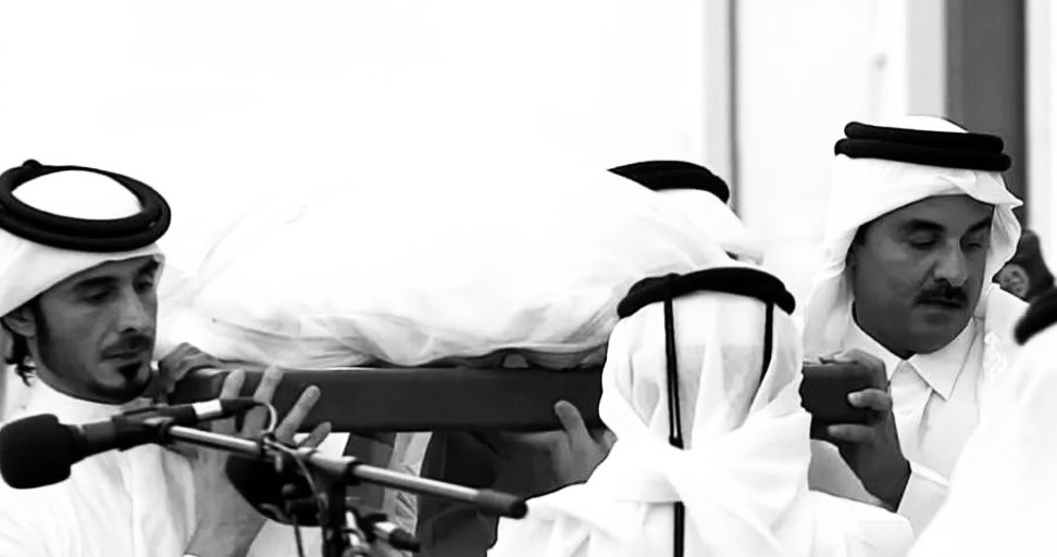 subaeey's tweet photo. إِنَّ العَيْنَ لَتَدْمَعُ، وَإِنَّ القَلْبَ لَيَحْزَنُ، وَلَا نَقُولُ إِلَّا مَا يُرْضِي رَبَّنَا، وَإِنَّا عَلَى فِرَاقِ وَالدنا لَمَحْزُونُونَ.

اللهم أْجُرْنَا في مُصيبتِنا، واخْلُفْ لنا خيرًا منها، واربط على قلوبنا، واغفر له وارحمه، واجعل مثواه الفردوس الأعلى https://t.co/obUnytnzLX