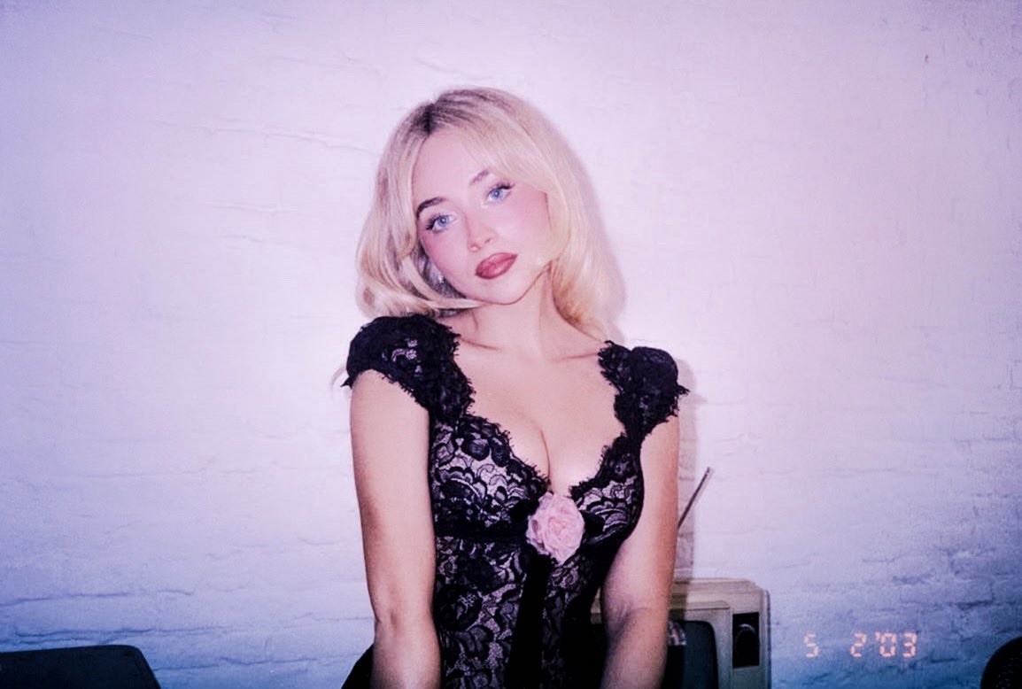 azurecxte's tweet photo. ㅤㅤㅤ

𝗜𝗚 𝗣𝗢𝗦𝗧 ⨾
⠀⠀⠀⠀⠀     ❴ 𝘂𝘀𝗲𝗿 :  allerjjth

:  #ss they called me "doll." 𐑂

ㅤㅤㅤ             ────────────
                            ⌂     ⌕     ⊞     ♡     ◌
 ‍ ‍ ‍ ‍ ‍ https://t.co/O9GXMNnmGT