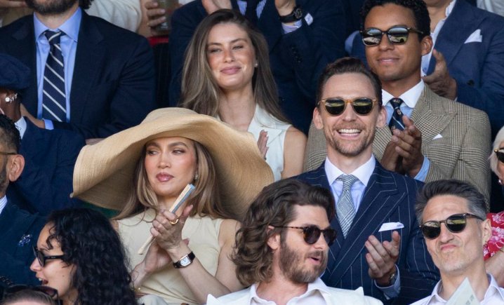 temphas_'s tweet photo. Jennifer Lopez &amp; Tom Hiddleston are already enjoying this final 🤯 https://t.co/vqQOPPnFG7