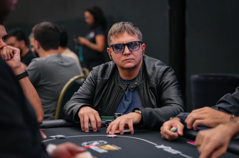 PokerRed_LAT's tweet photo. #LasVegas2026 🇺🇸

Francisco De Belaustegui 🇦🇷 ganó el Seniors Deepstack $250 del @HorseshoeVegas y se llevó un premio de 5⃣ cifras. 

Noticia 👇
https://t.co/KfQNUGpRx7 https://t.co/dXmuekghJw