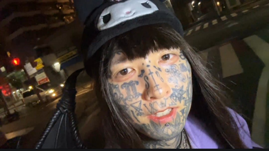 よふね tweet media