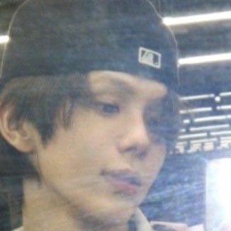 tarotea00's tweet photo. 가끔 타로 보면 한 20년쯤 뒤에 아이홀 엄청 깊어지지 않을까 생각한다 https://t.co/xoRgzEm242