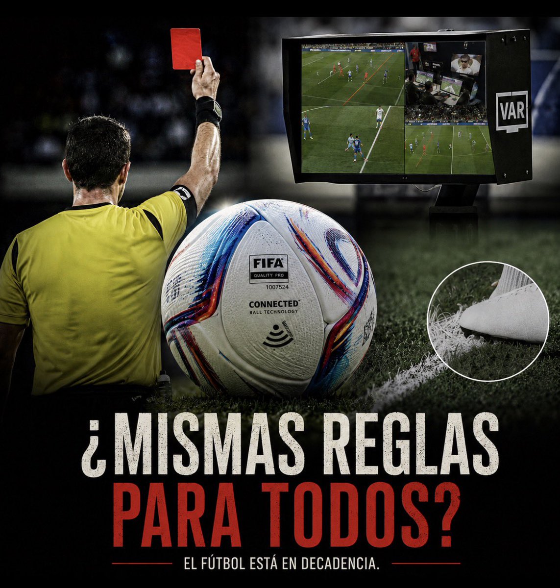 joserra_espn's tweet photo. EL FÚTBOL ESTÁ EN DECADENCIA

Cuando el reglamento cambia según el escudo, deja de ser reglamento:

Rojas perdonadas días después, criterios distintos para aplicar el reglamento y revisar el VAR, un chip del balón que detecta un cabello y luego desaparece y no registra un cable, fueras de juego por un dedo del pie, la lista es larga… La tecnología debía eliminar la polémica, no seleccionar a quién beneficia. 
El Mundial merece igualdad, no favoritismos.