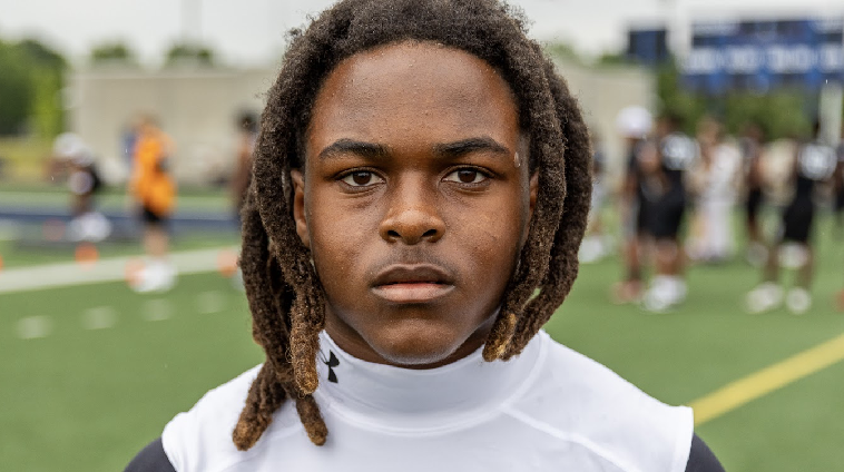 sixstarfootball's tweet photo. The Next Wave | Tennessee's 2029 class generating recruiting buzz ⭐

2029s making moves:
🏈 @ChillJstevens — UT, AU
💪 @jamilthompson29 — UGA, MEM
⭐ @CarsonScottTE29 — UT, CU, MEM
🚀 @MouldenDasani — 5 D-I offers
🧱 @Mac_Hoover29 — EKU
🏀 @Reece_44_ — UT, UL, UTC
🛡️ @barrettathletix — Varsity RT
🎯 @TDMcNeilage — camps FSU, WKU
⚡ @KruiseBuntynJr — Ark, SMU + 5
💥 @TDodson2011 — UL, TTU, Nich

Tennessee's next wave is loading... Full breakdown ⬇️
https://t.co/UNEqMOww5x